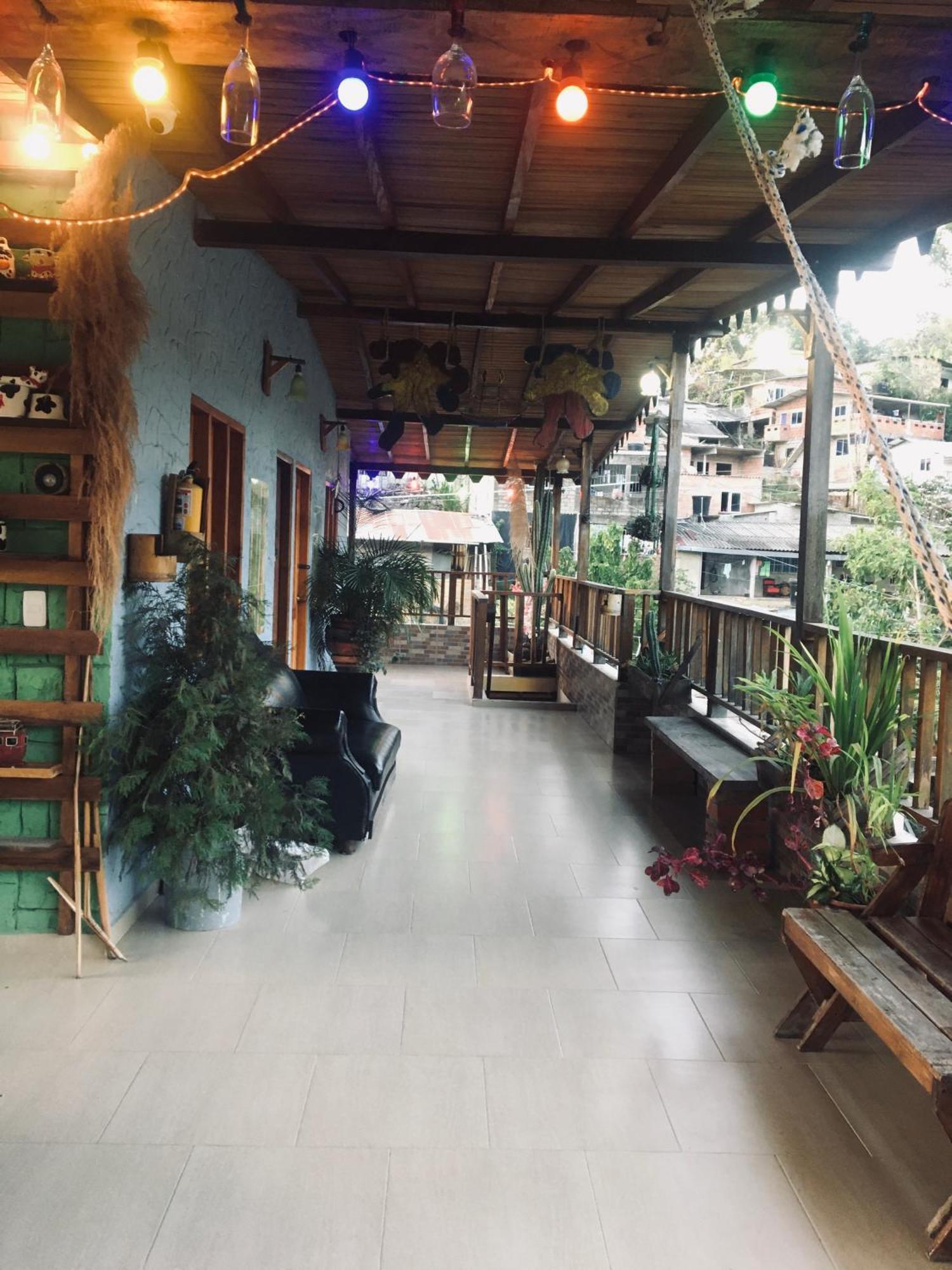 מינקה Hostal Los Wichos מראה חיצוני תמונה