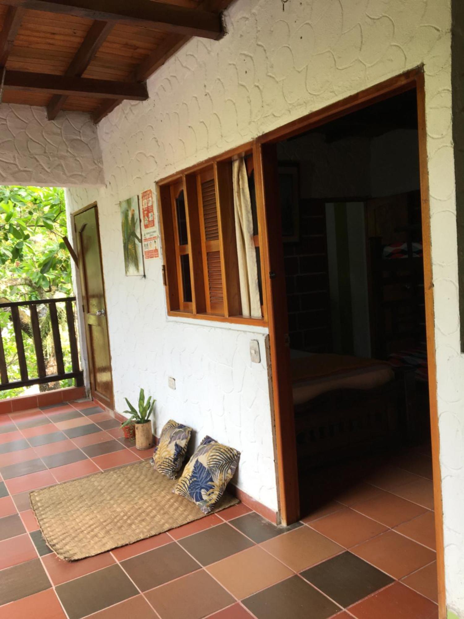 מינקה Hostal Los Wichos מראה חיצוני תמונה
