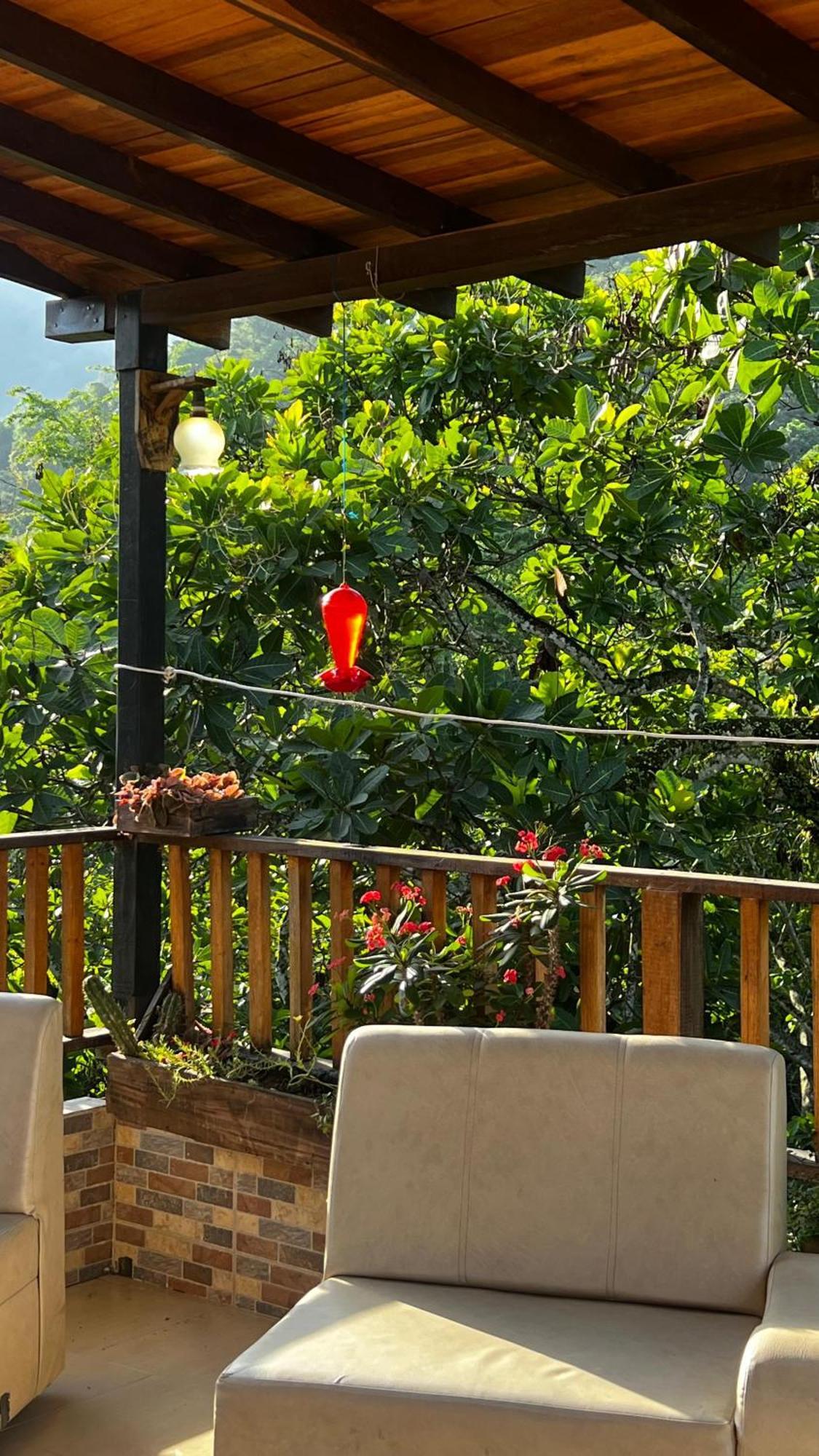 מינקה Hostal Los Wichos מראה חיצוני תמונה