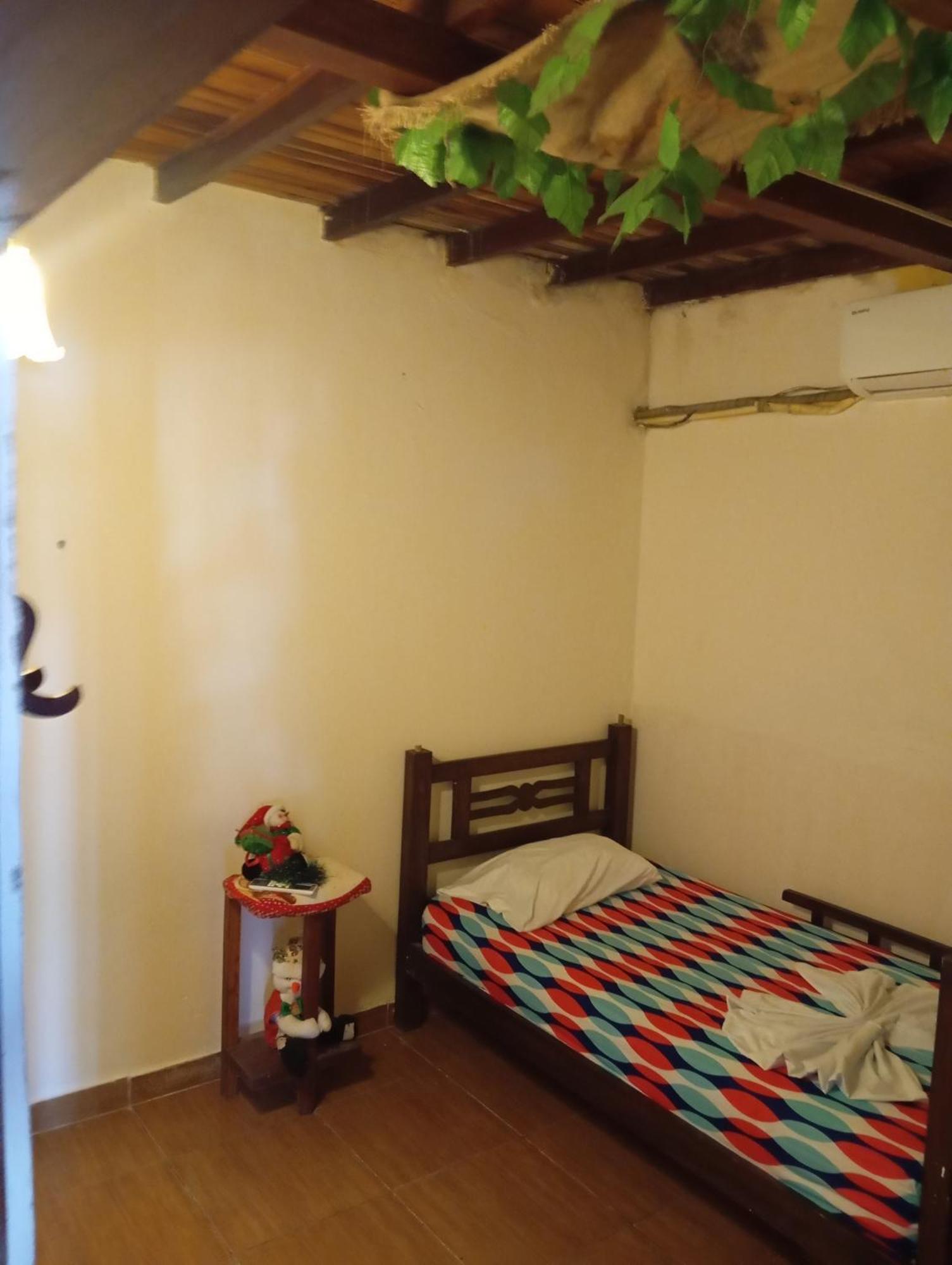מינקה Hostal Los Wichos מראה חיצוני תמונה