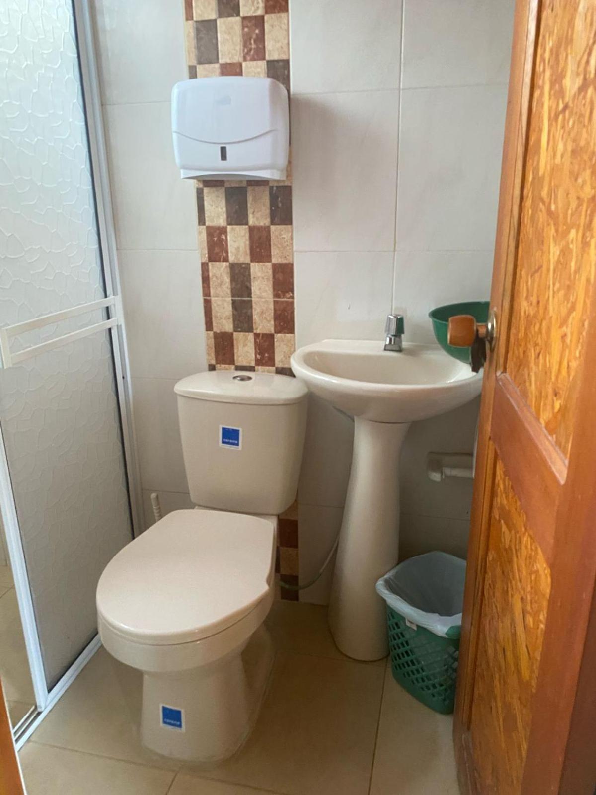 מינקה Hostal Los Wichos מראה חיצוני תמונה