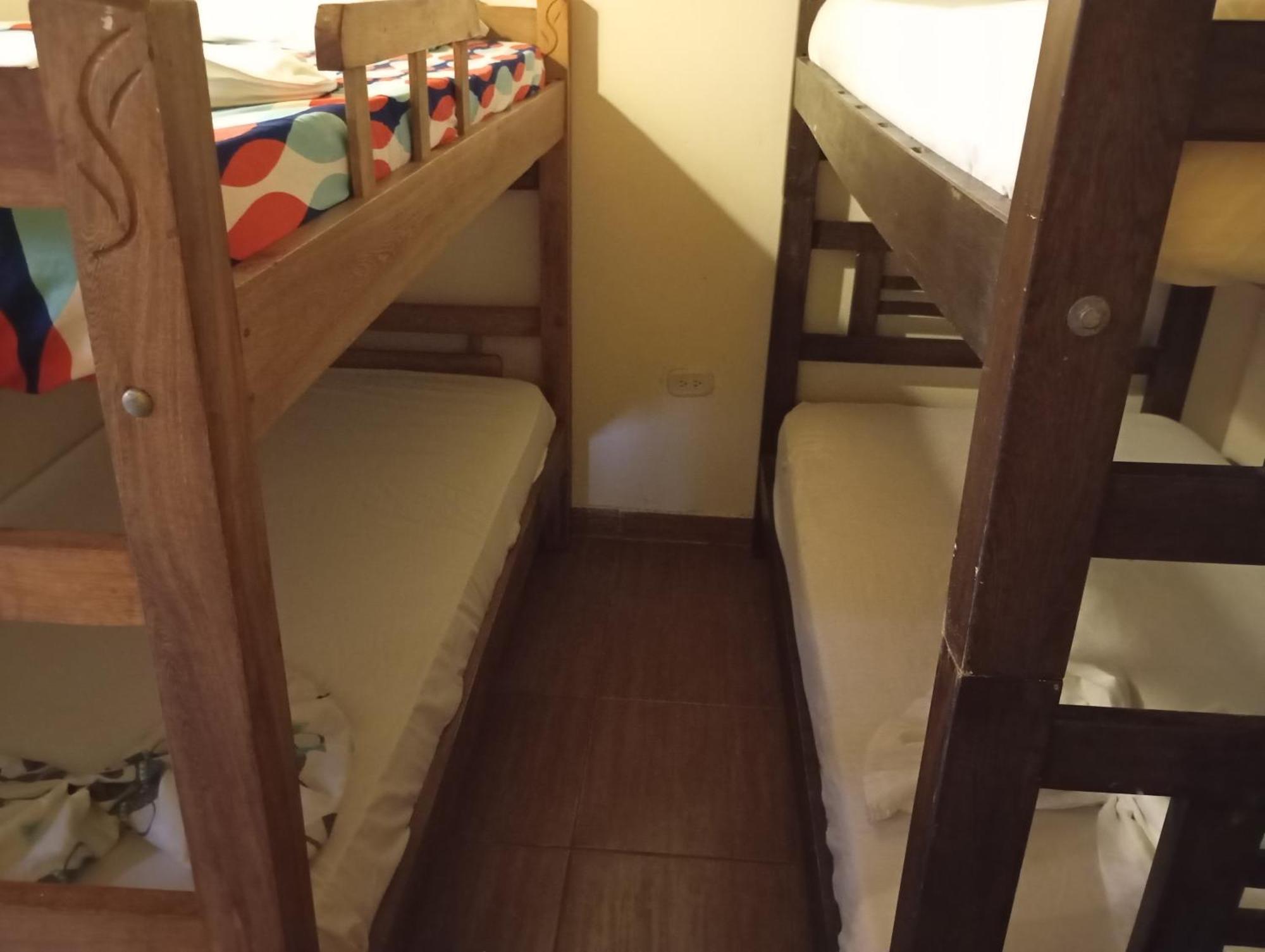 מינקה Hostal Los Wichos מראה חיצוני תמונה